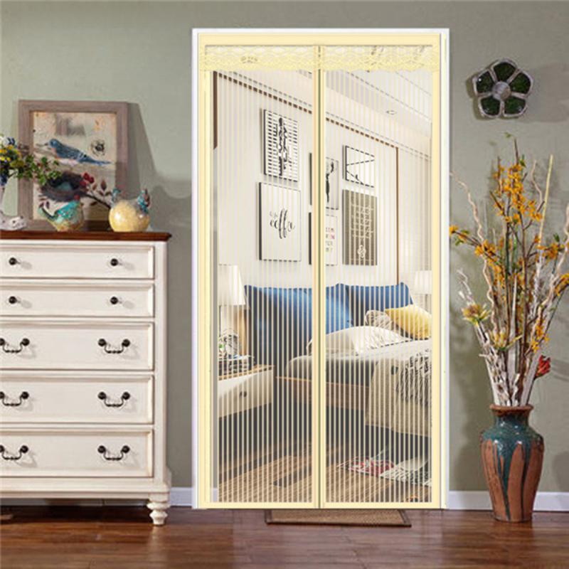 Plasă Cortină Magnetică pentru Ușă, Model Îmbunătățit 2026 cu Închidere, Autoetanșare, Intrare Mâini Libere, Plasă Temporară pentru Ușă de Patio - Ține Insectele Afară, Lasă Briza să Pătrundă