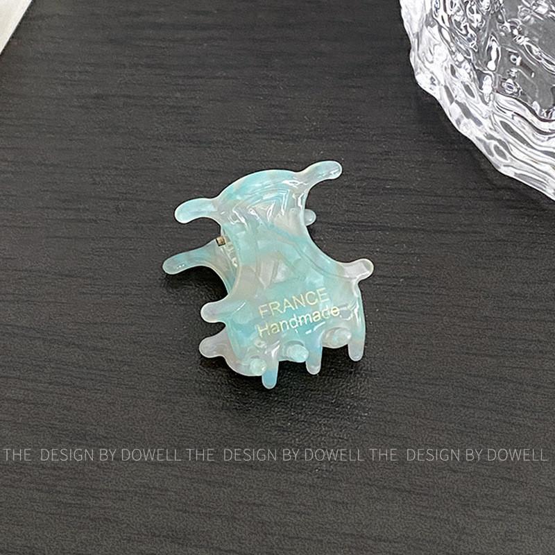 Chic And Stylish Acetate Mini Hair Claw Clips In Beautiful Floral And Tortoise Shell Designs