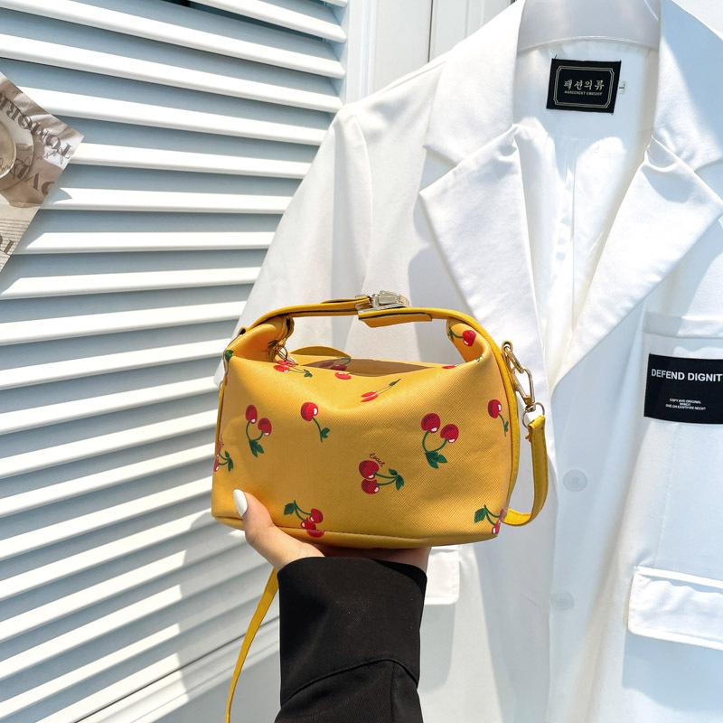 2025 Fashion Underarm Bag Cherry Print Single Shoulder Diagonal Span Portable Shell Bag Casual Simple Large Capacity Small Square Bag