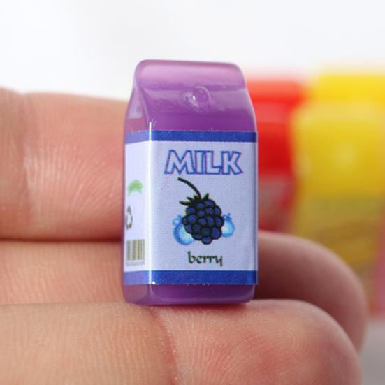 3Pcs Mini Milk Box Realistic Accessories Resin Simulation Milk Boxed Pretend Play Toy for Dolls Kitchen