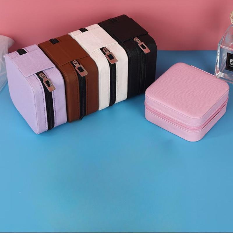 

High-Quality Portable Sewing Kit: Needle & Thread Box for Home & Dormitory Repairs