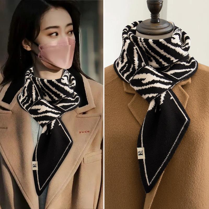 Women's Houndstooth Knitted Scarf, 2023 Winter All-Match Korean Style, Double-Sided Neck Warmer