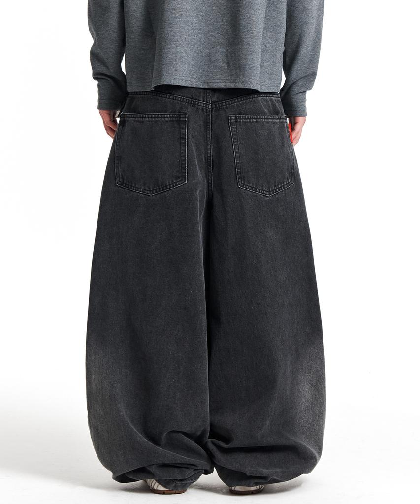 Gicheol Balloon Fit Denim Pants (Washed Black)