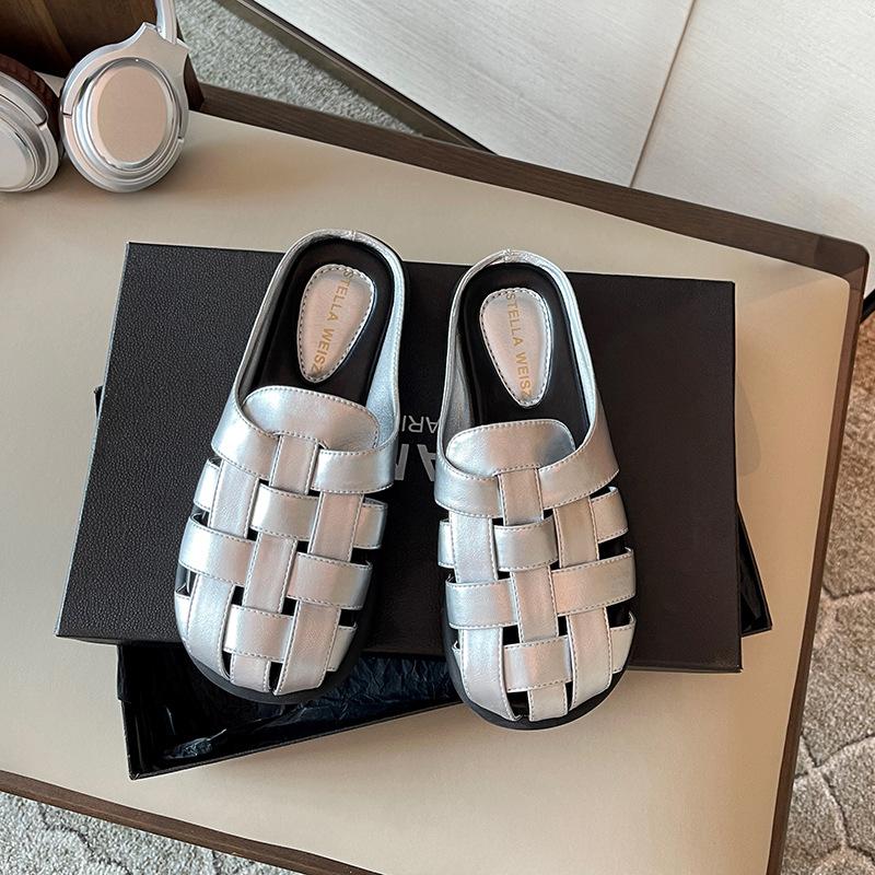 Leather hollow woven slippers outer wear 2025 summer new one-pedal Roman retro casual bag head half slippers