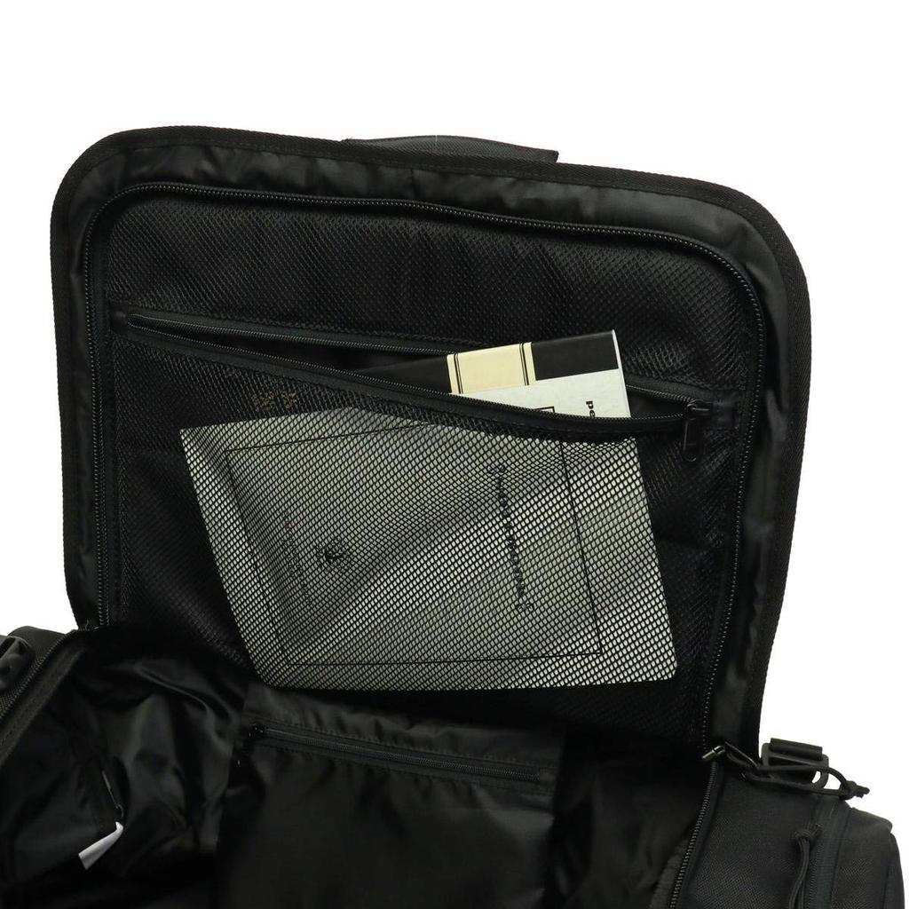 New Era Free Club Duffel Bag in Black with Side Logo (NELOGO WHI)