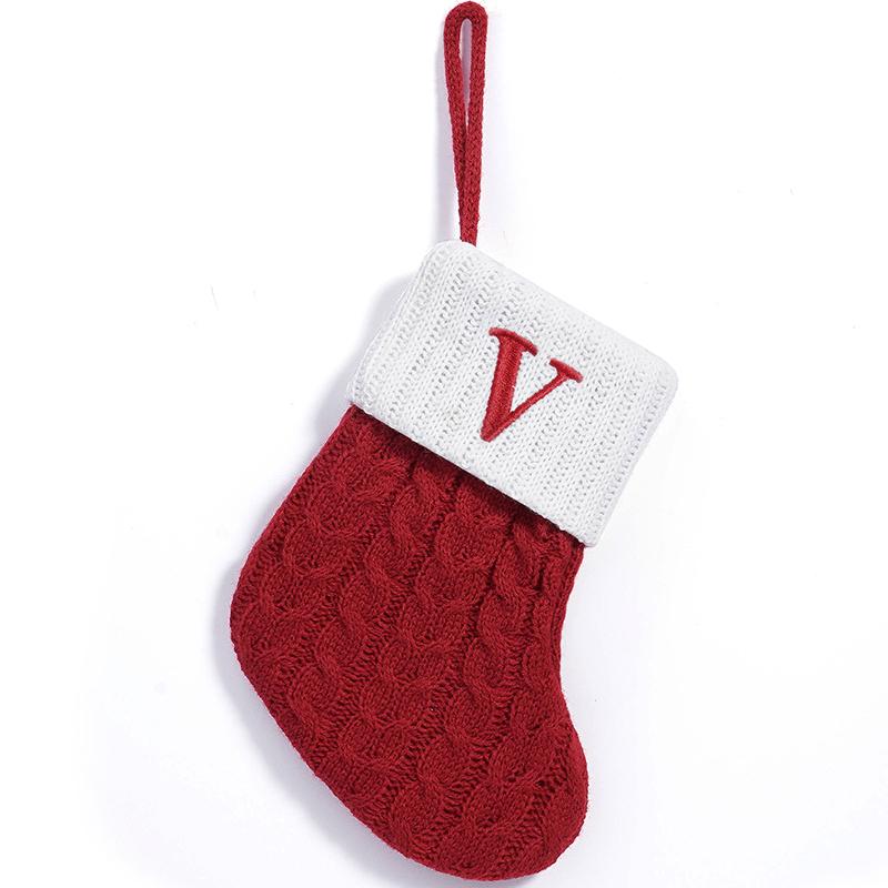 

Рождественские конфеты, украшения, рождественские чулки, подарочные пакеты, буквы красного цвета