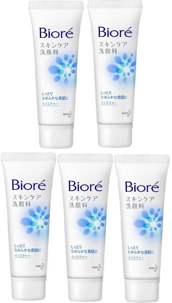 Mini Size Kao Biore Skincare Facial Cleanser Moisture 30g x Travel Portable Facial Wash Although it looks large in the it is the smallest portable