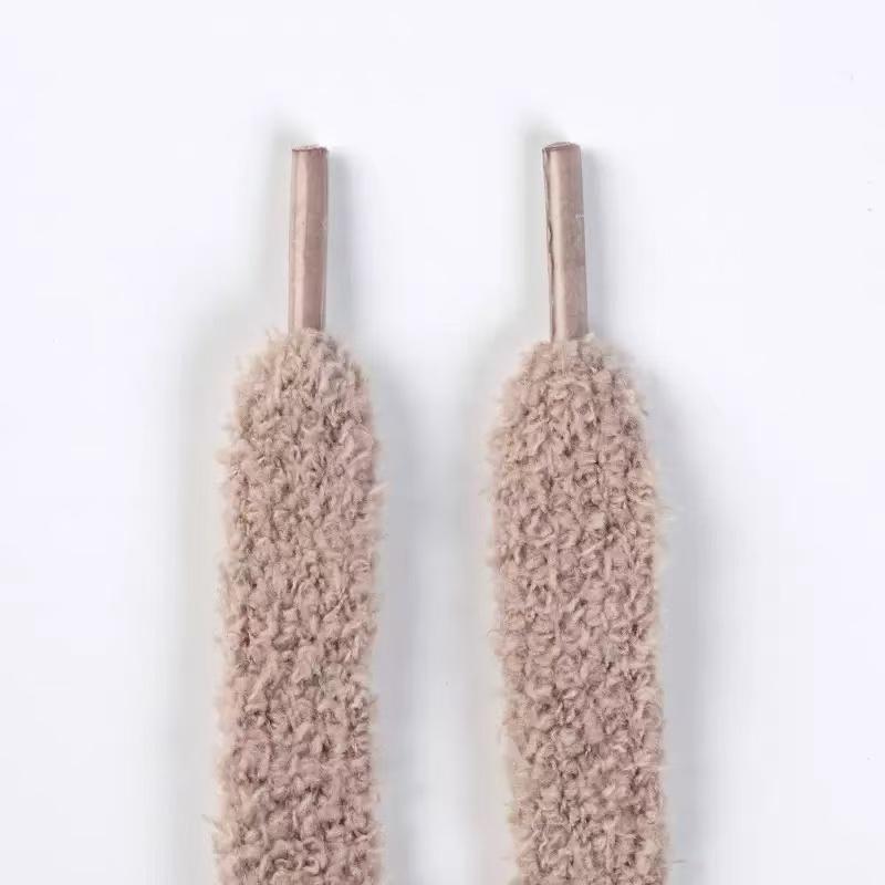 Lacci Soffici Larghi 1,3 cm per Scarpe Alte in Tela - Lacci in Morbida Pelliccia Sintetica, Stringhe Decorative Morbide di Ricambio