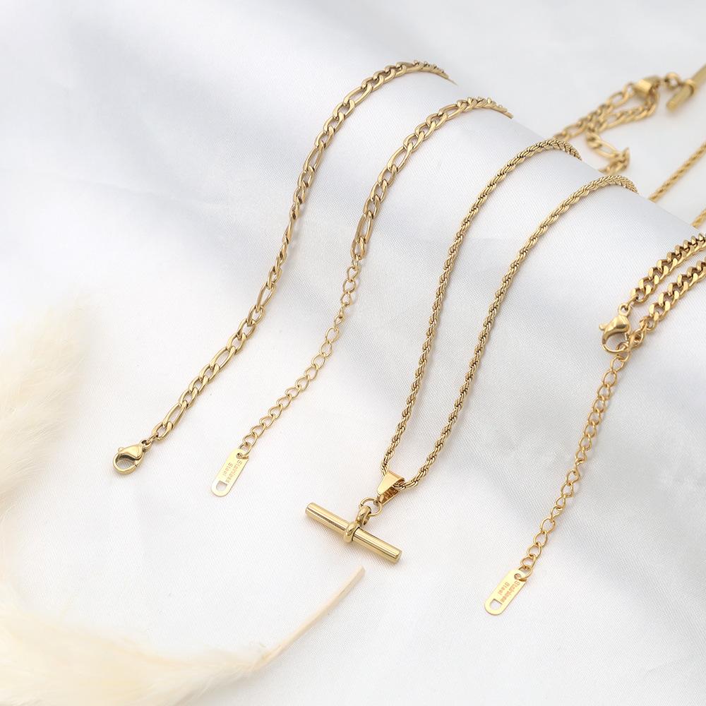 Hip-Hop 18K Gold Nischen Anhänger Schmuck Damen Persönlichkeit Trend Titanstahl T-förmiger Anhänger Halskette