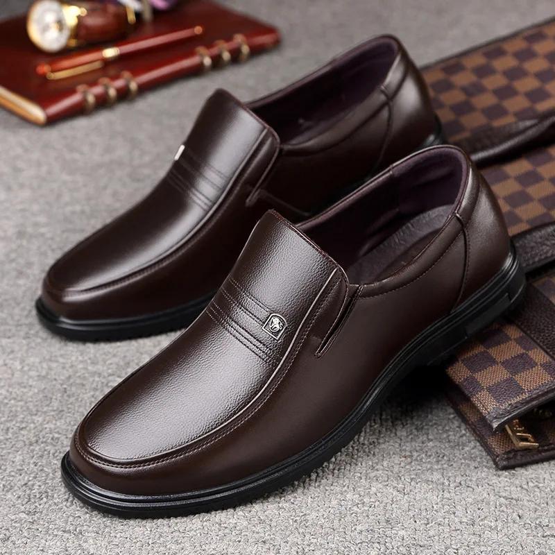 Scarpe Formale da Uomo in Pelle Mocassini di Lusso da Uomo Mocassini Eleganti Traspiranti Slip-on Nere Scarpe da Guida Taglia Grande 38-46