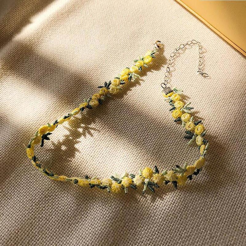 Multi Colours Girl Lace Gothic Choker for Women Sexy Fashion Peach Flower Blossoms Necklace Lady Neck Jewelry Accessories
