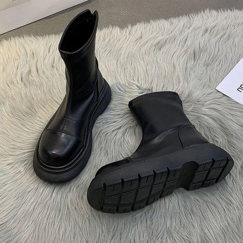 

New Style of Women s Ankle Boots, Versatile and Thick-soled Anti-slip Shoes with A Sponge Cake 35