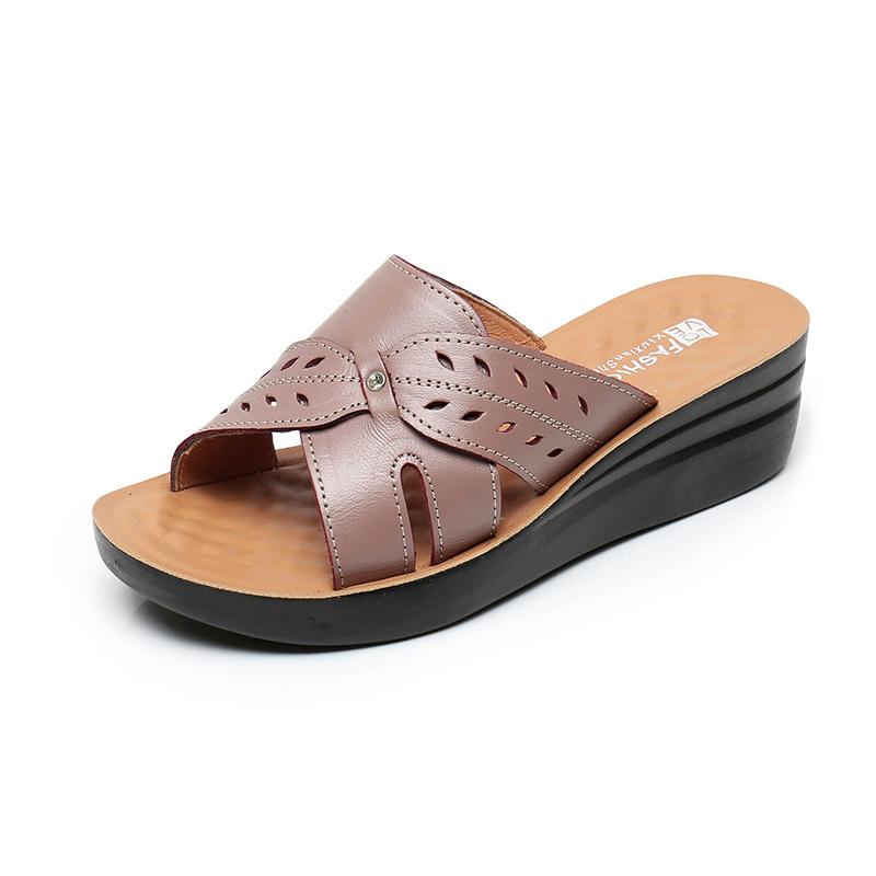 New Style Slippers, Women's Single Shoes, Soft-soled Wedge Heels, Middle-aged and Elderly Sandals