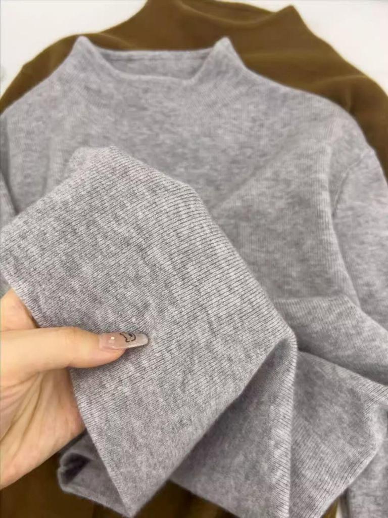 Premium Women's Slim Fit Knit Sweater – Winter Half-High Collar, Long Sleeve, Stand-Up Collar, Autumn/Winter Collection.