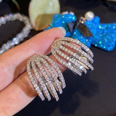 Light Luxury Line Geometric Earrings, Micro-Inlaid Zircon Temperament Jewelry, Engagement Banquet Earrings