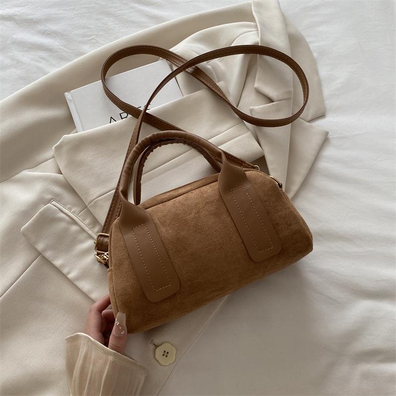 Fashionable Hand-held Pillow Bag, Fashionable Single-shoulder Bag, Retro Matte Crossbody Bag