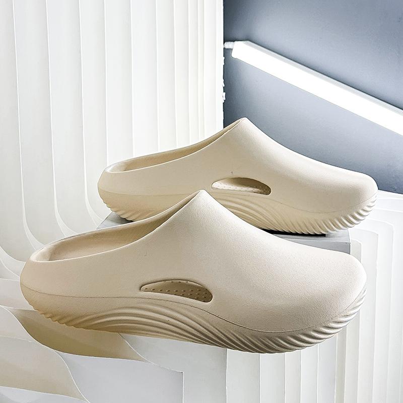 Fashion Men Slippers Oil proof Waterproof Chef Shoes Casual Comfortbale EVA Slippers Summer Outdoor non-slip Beach Fishing Shoes