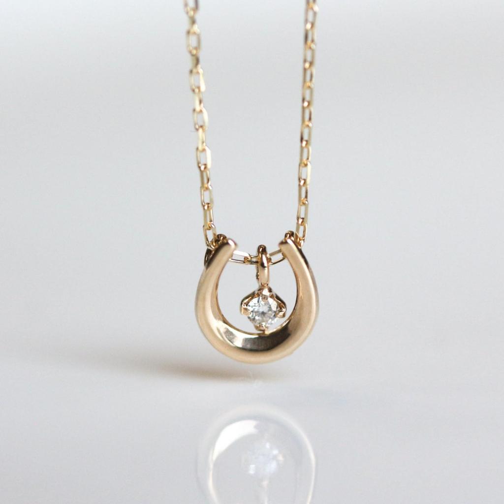 Diamond K10YG Horseshoe Necklace for Women [cui-cui]