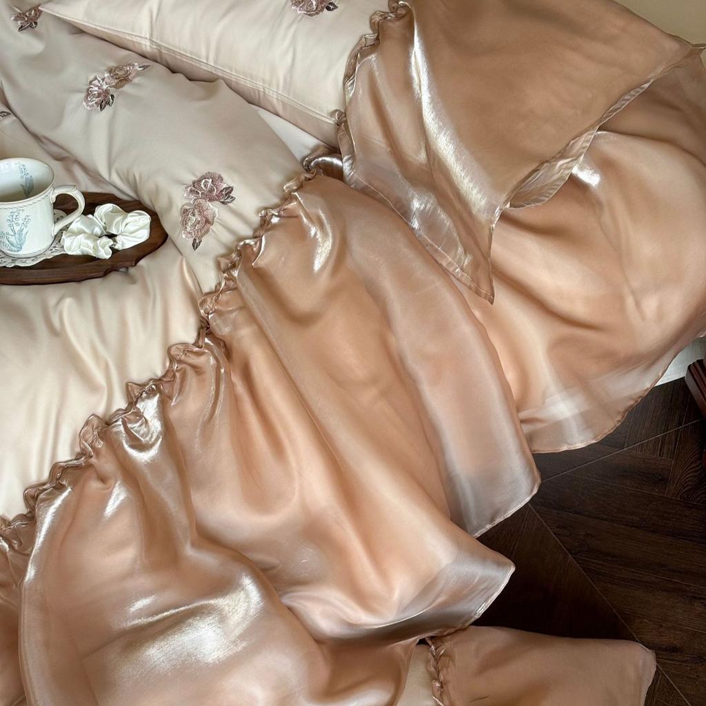Four-piece Set of Pure Cotton Bedding, French Rose Embroidered Lace, Skin-friendly and Breathable Quilt Cover, Bed Sheet Pillowcase Set.