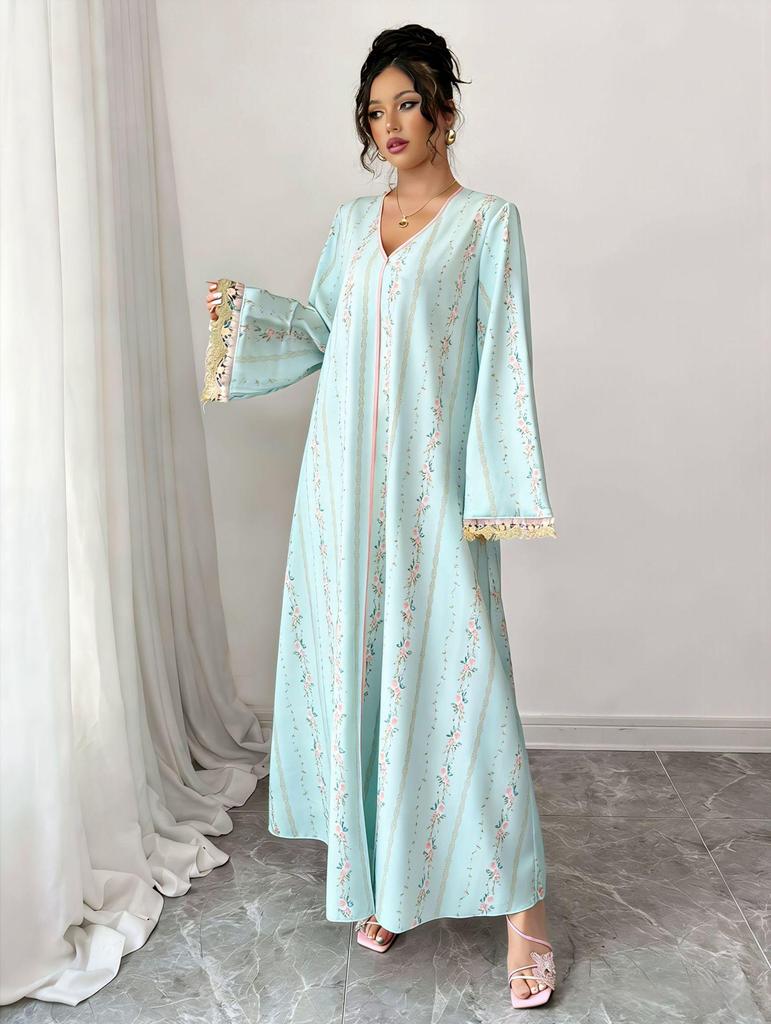 Elegant V-neck Middle Eastern Embroidered Lace Long-sleeved Muslim Robe Dress