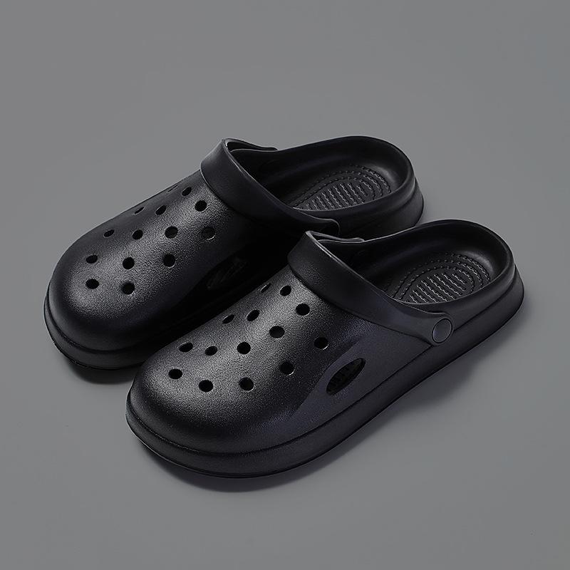 Summer New Couple Beach Sandals Breathable Hole Shoes Thick Sole Hollow Outer Slippers Women
