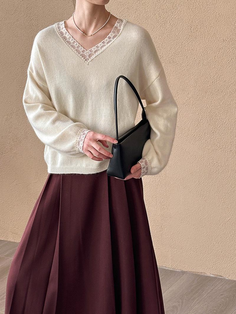 

Juzhi 2024 Осень/Зима Корейский кружевной V-образный вырез Тонкий красный свитер One Size