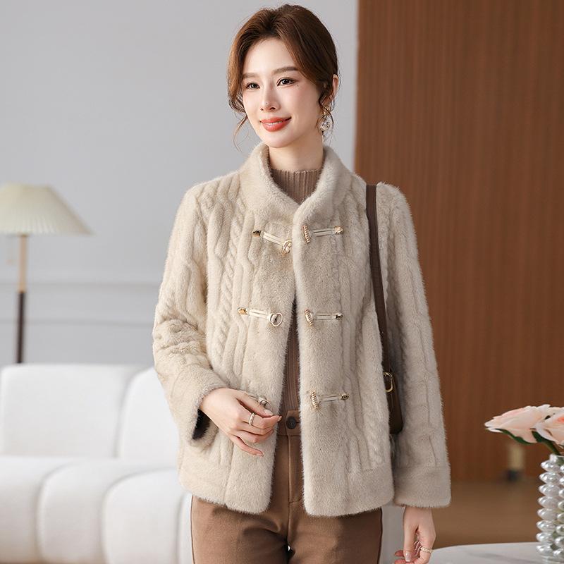 Middle-aged Women's New Fur Coat Mother Fashionable Winter Clothing Imitation Mink Velvet Temperament Fur Top Winter Style