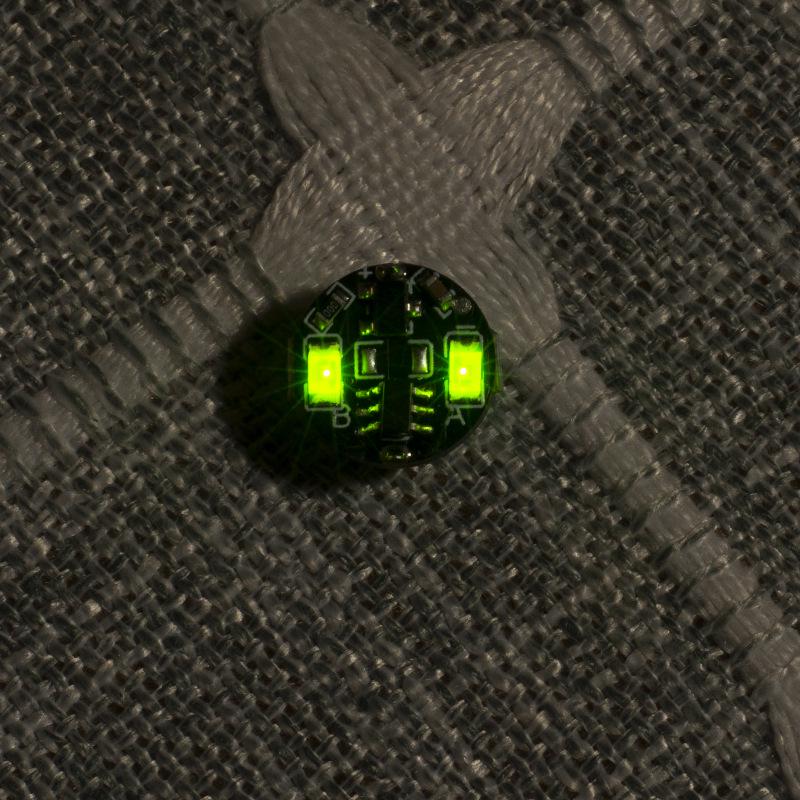 

Magnetic LED Light Box and Walnut Cottage Pop-Up Greeting Card Combo жовтий/зелений