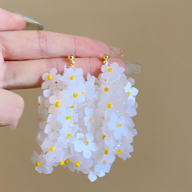 Woven sequined flower fringed earrings summer fashion stud earrings versatile exquisite light luxury high-end earrings