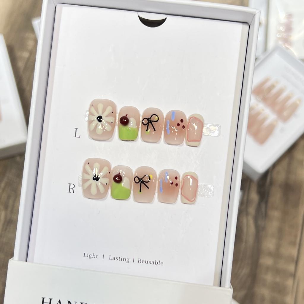 Dopamine Summer Nail Art Hand-painted Cream Style Cute Short Pure Hand-made Armor Blush To Make It Look White