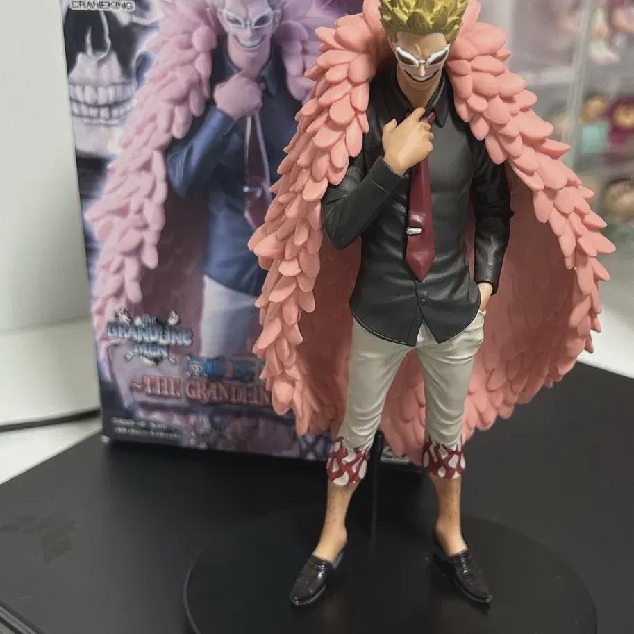 One Piece Doflamingo Dxf Figure