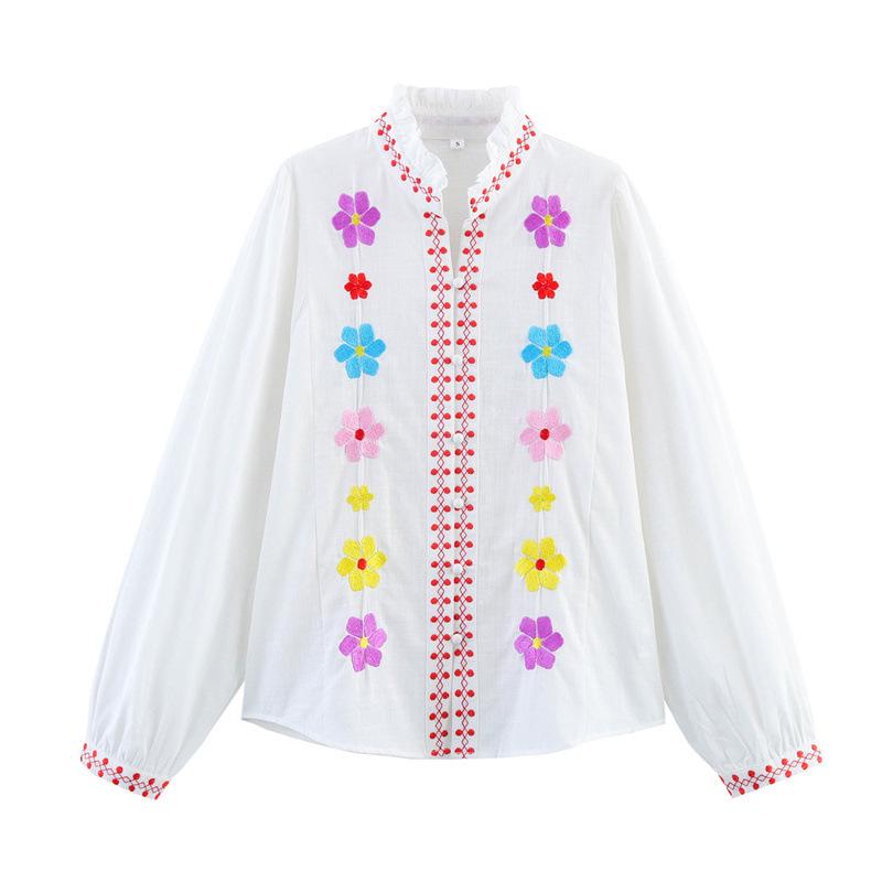Spring 2025 French Floral Embroidered Women s Loose Short-Sleeve Blouse Medium