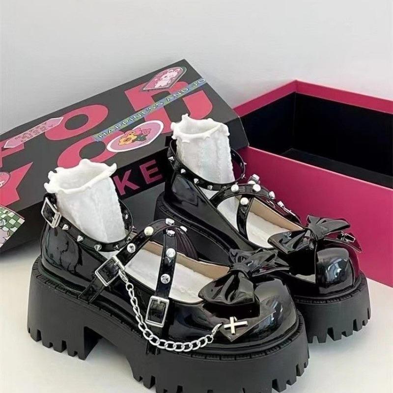Damen Lolita Schuhe Neue Plateau Schleife Nieten Kette Pumps Blockabsatz Schnallenriemen High Heels Schuhe für Damen Zapatos De Mujer