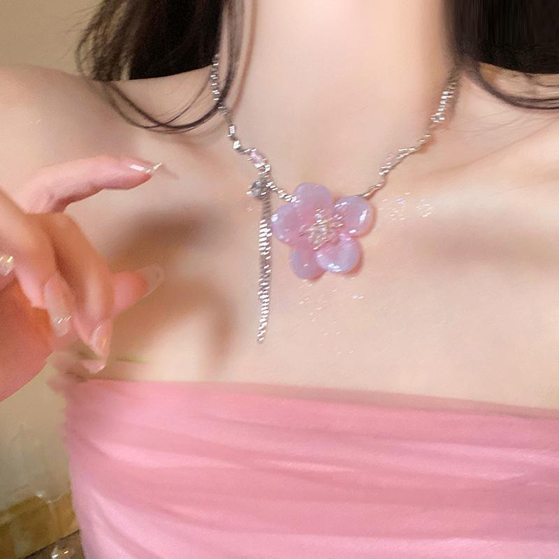 Romantic Pink Sweet Flower Pearl Collarbone Chain Versatile Temperament Necklace Women's Fringe Collarbone Chain Jewelry Gift