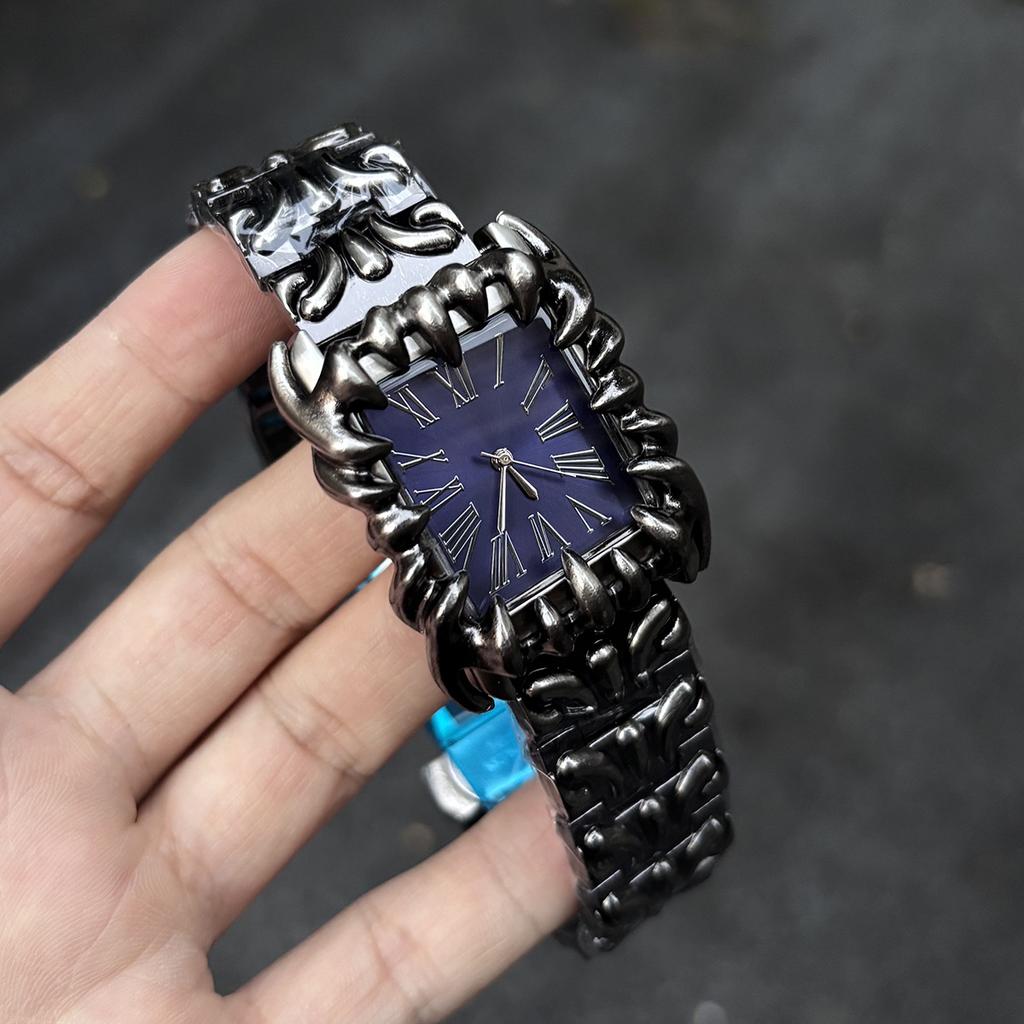Claw watch, alabaster style, vintage y2k European and American watches, special-shaped high-end ins niche watches