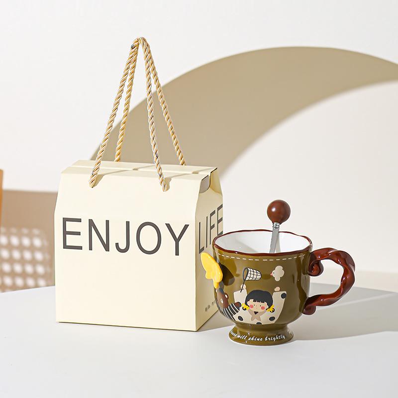 Retro Cute Girl Mug Ceramic High Value Home Office Water Cup Coffee Cup Souvenir Birthday