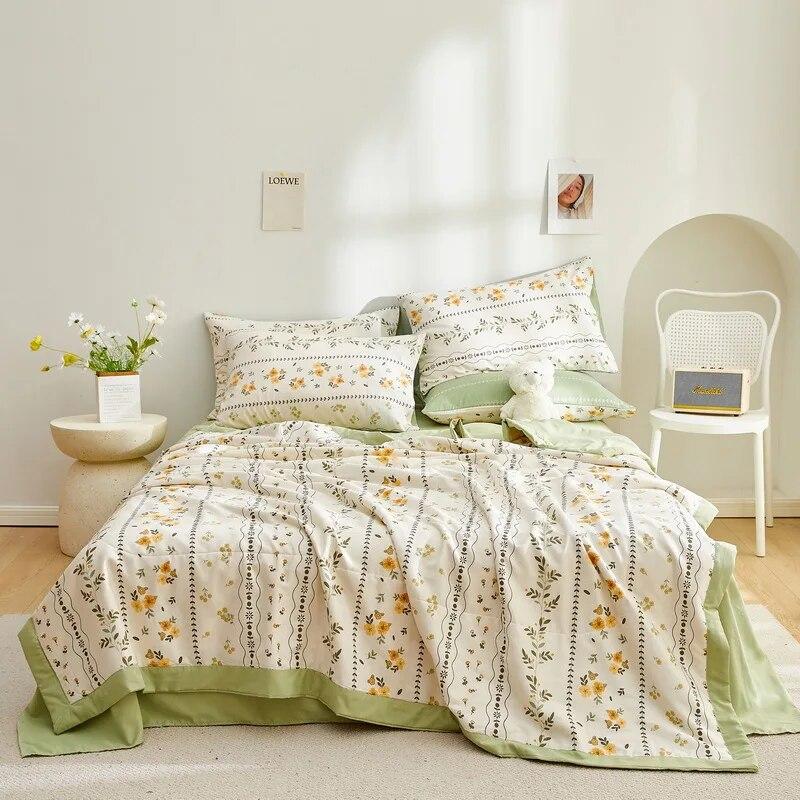 Summer Thin Cool Quilt Bedding Home Textiles Children Student Dormitory Cartoon Soft Comfortable Blanket Air-conditioning Quilt