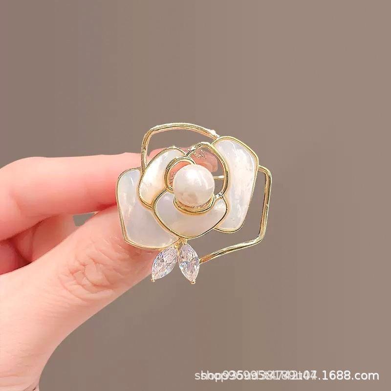 New Alloy Brooch High-end Niche Women's Peony High-end Pin Coat Suit High-end Versatile Brooch