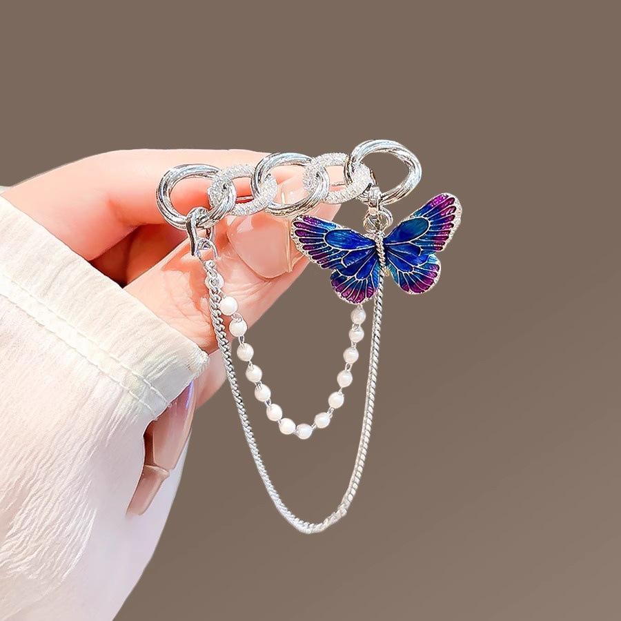 Vintage Peony Pearl Fan Brooch: Elegant Retro Flower Pin for Women’s Suits