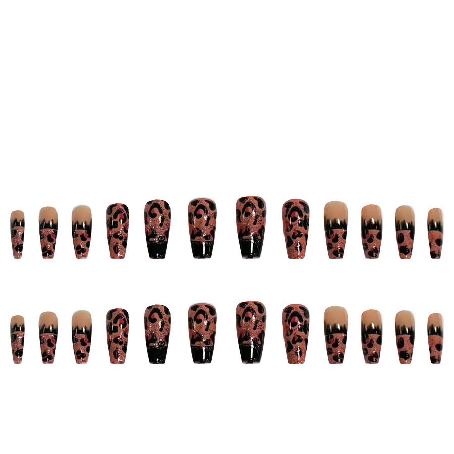 Leopard Print Versatile Cool Style Nails - 24-Piece Autumn/Winter Whitening European/American Collection