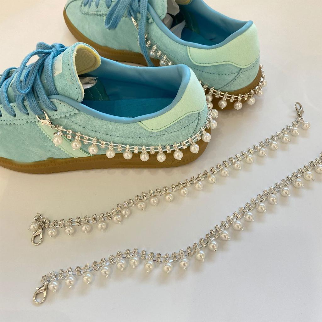 Elegant Butterfly Bowknot Pearl Rhinestones Heel Chain Shoe Charm Clips for Fashionable Women Ladies Stylish Outfits