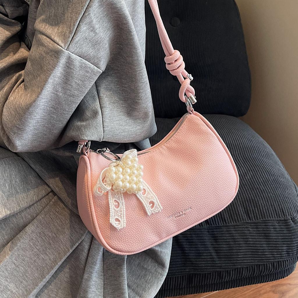 Fashion pleated portable women's bag 2025 summer new fashion shoulder bag simple foreign niche design messenger bag