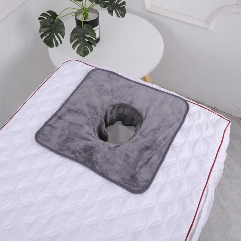 Vierkant 35*35cm Velours Verdikt Schoonheid SPA Massage Tafel Planking Gezichtshanddoek met Gezichtsademgat SPA Massage Beddengoed Handdoek