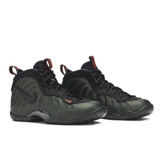 

Nike Air Foamposite Pro GS Sequoia 644792-300 EU 36.5 помаранчевий