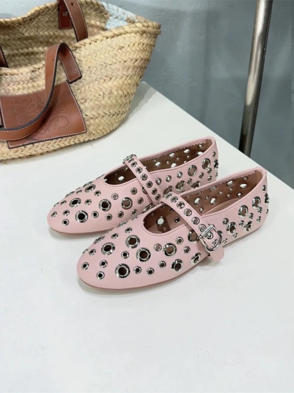 

Fashion Luxury French Hollowed Out Ballet Shoes Women s Flat Bottomed Flat Bottom Buckle Metal Shallow Mouth High-quality Casual Shoes 35 розовый