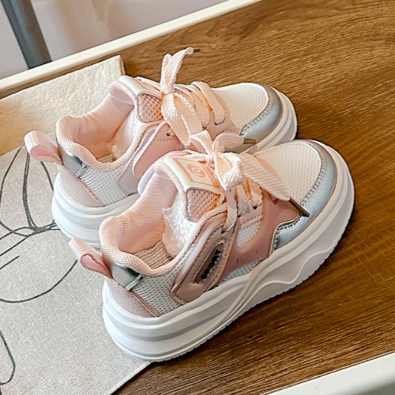 Mädchen Freizeitschuhe im College-Stil Weiß Frühling und Herbst Mesh Atmungsaktive Sportschuhe Jungen Rutschfeste Dad-Schuhe