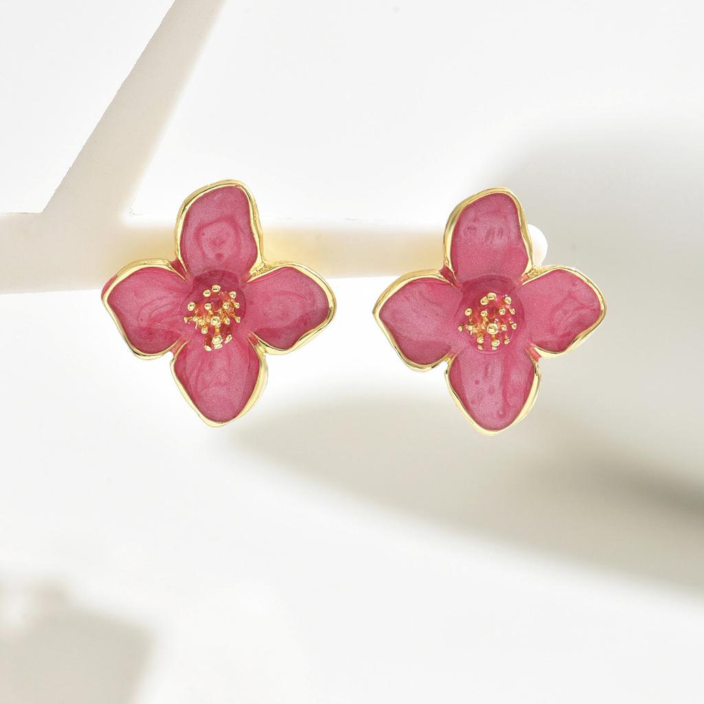 Ins Japanese and Korean Style Fresh Sweet Women's Earrings High-end Flower Oil Rubbed Design Stud Earrings Niche Ear Accessories