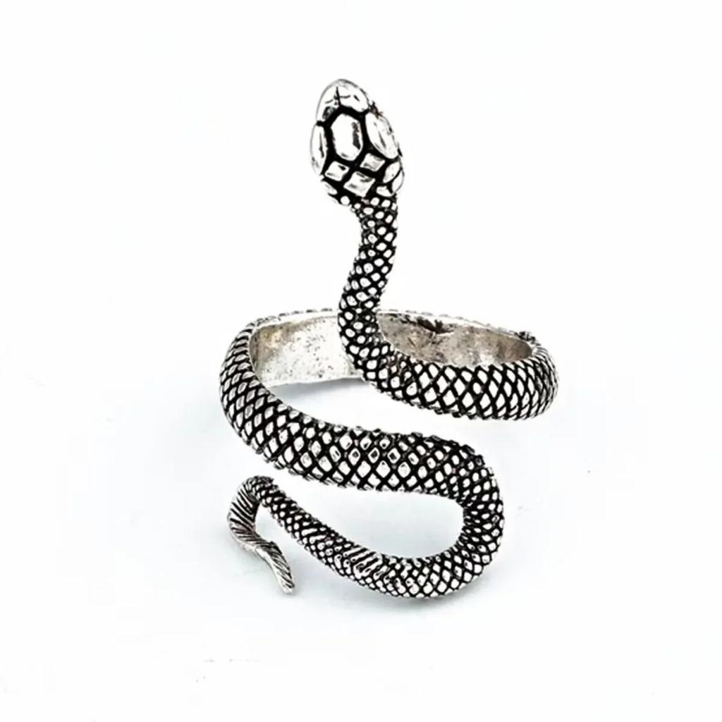 Rings for Men Women Punk Goth Snake Ring Exaggerated Black Plated Gothic Adjustable Party Gift Jewelry Woman Jewelry