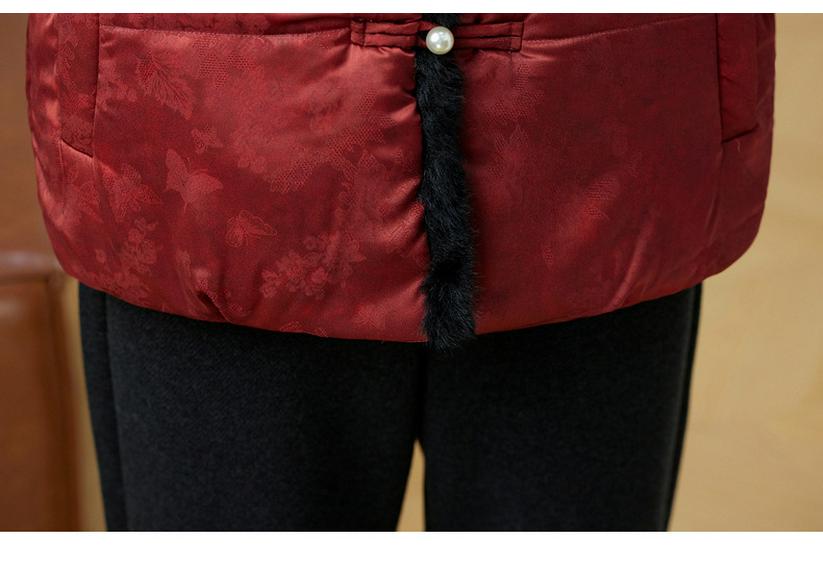 Fashionable Winter Short Cotton Jacket for Mothers 2025: Stylish Mid-Aged and Elderly Women's Plus Velvet Warm Clothing
