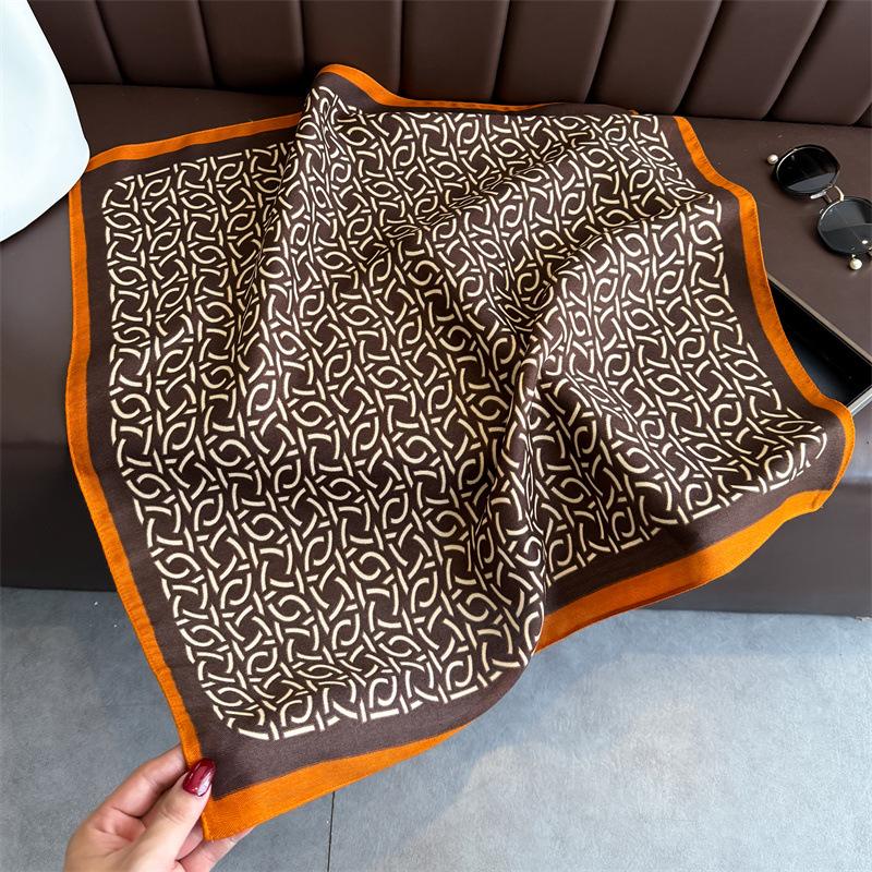 Simple lines imitation velvet herringbone pattern cotton and linen small square scarf silk scarf headscarf shawl sun protection scarf women's scarf